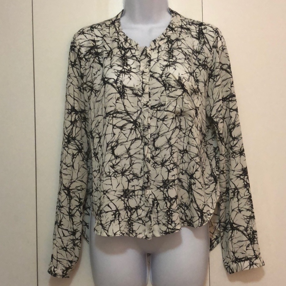 ASTR Marble Print Button Down Hi-Low Blouse